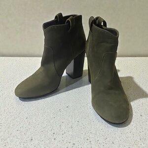 LAURENCE DACADE Pete Ankle Boots, Olive‎ Green Nubuck, Size 37.5